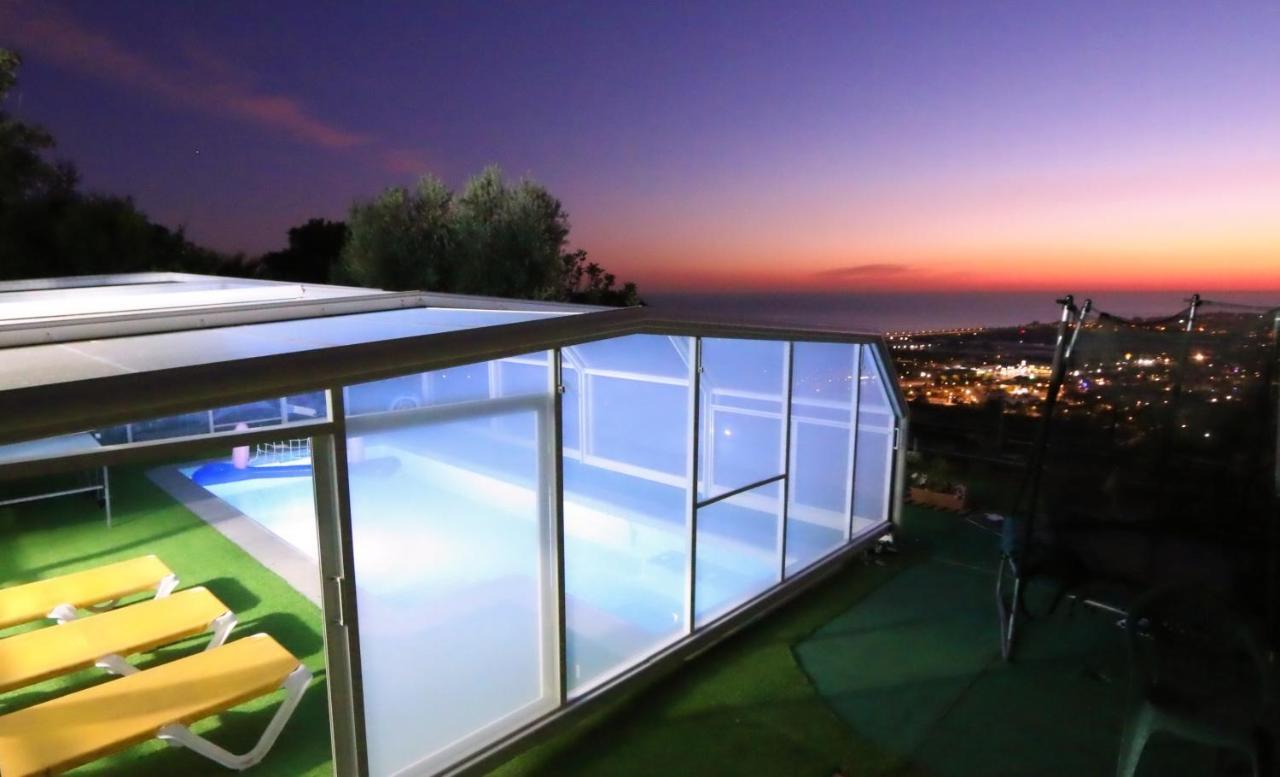 Villa Con Piscina Privada Climatizada 29ºc Santa Susanna Exteriér fotografie